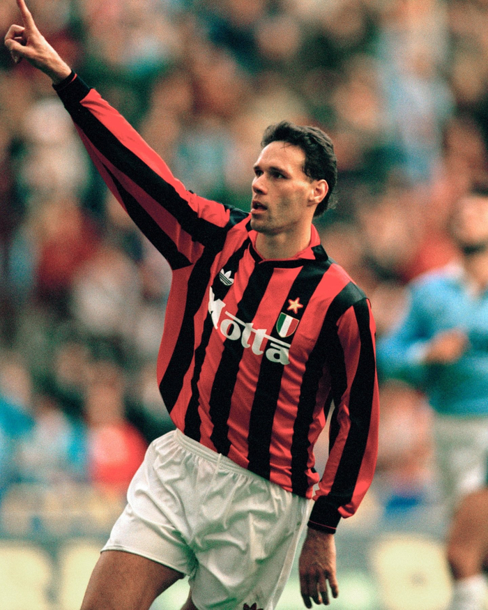 乐鱼体育VIP注册-米兰老照片回顾范巴斯滕时代|AC米兰|ac米兰_新浪新闻